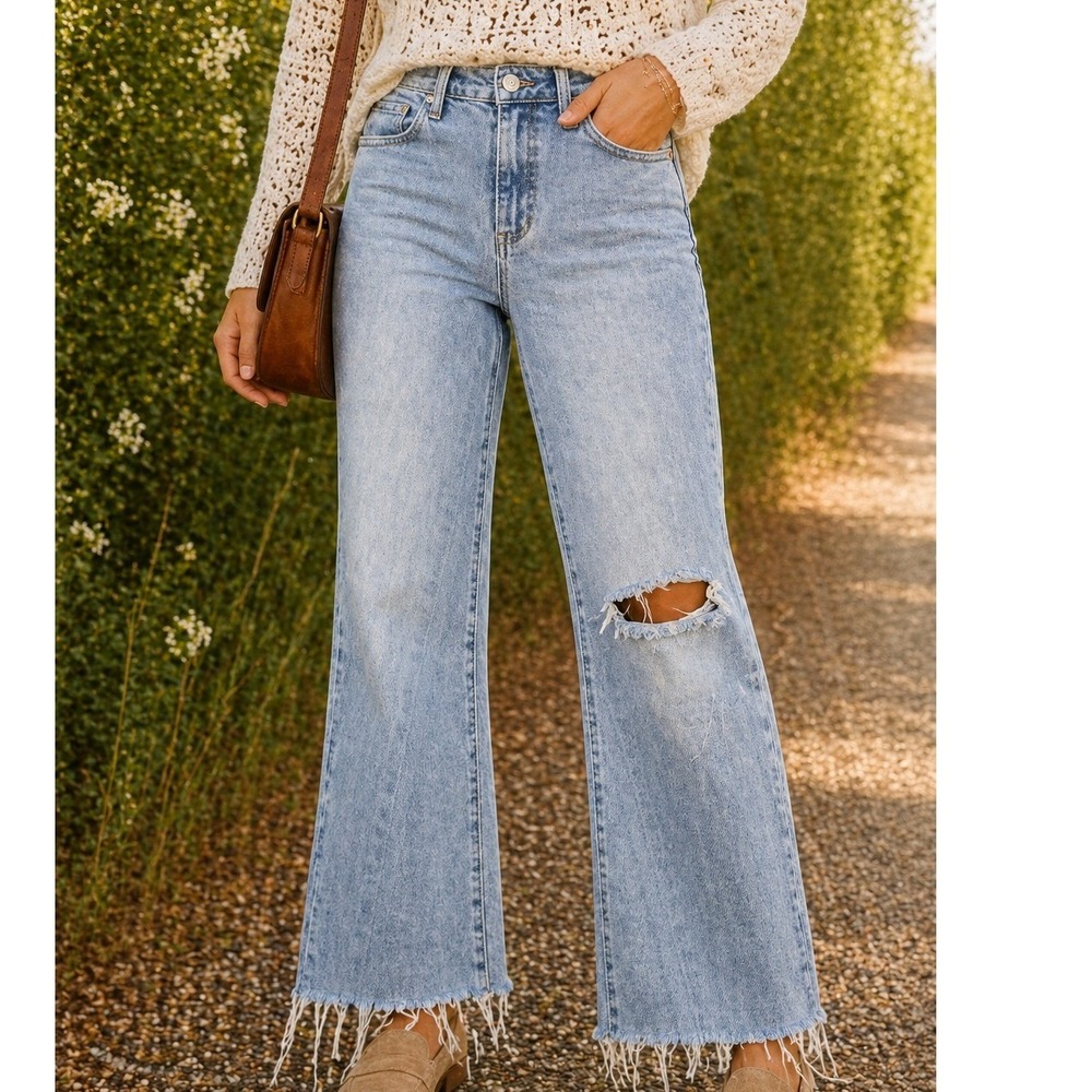 STS Blue Women 27 Light Wash Distressed High Rise Straight Leg Raw Hem Jeans